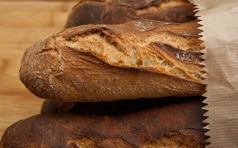 boutique-FREJUS-min_dish-food-baking-cuisine-bread-bakery-399077-pxhere.com